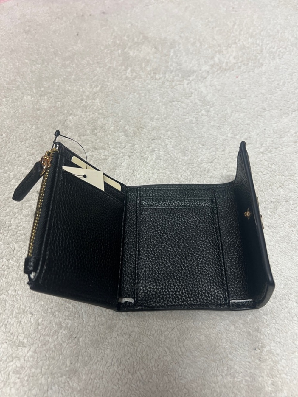 On 34th Maddynn Wallet - Picture 3 of 6